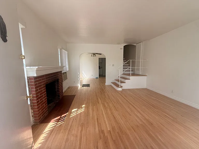 5137 Olivewood Ave — Photo 4
