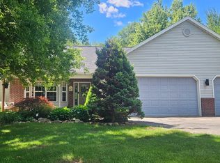 9843 Iosco Ridge Dr, Gregory, MI 48137