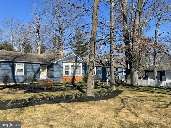 232 S Ln, Princeton Junction, NJ 08550