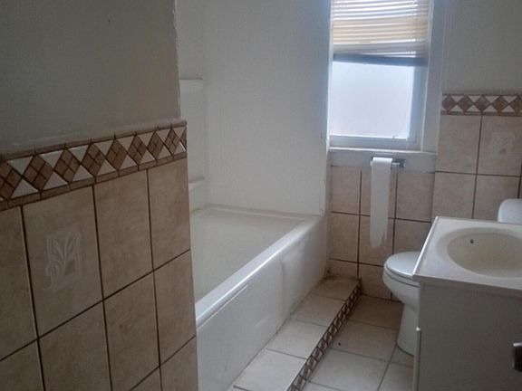 4th image of 11336 Nardin Dr