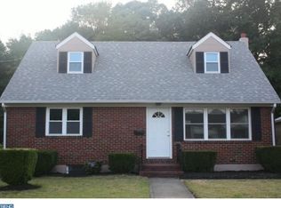118 Otter Branch Dr, Magnolia, NJ 08049