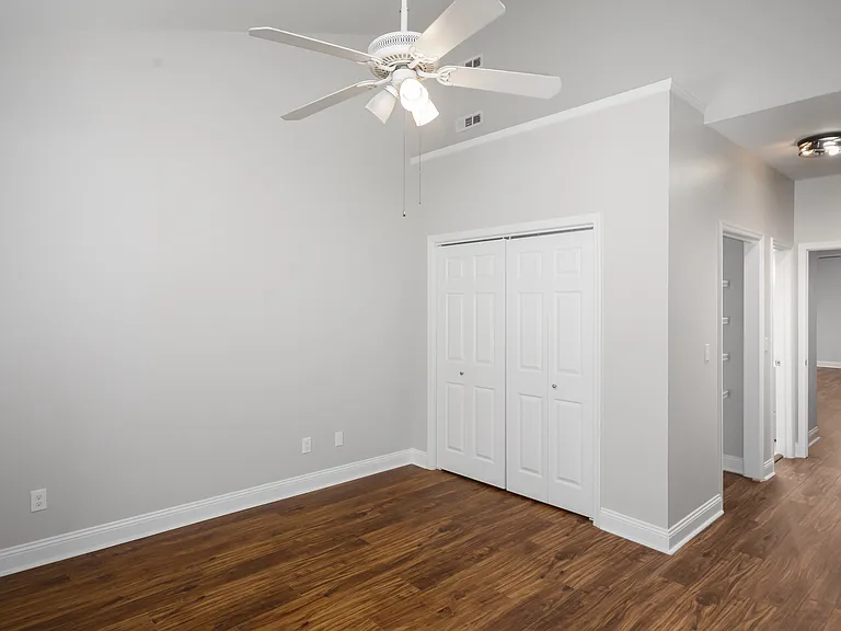 116 Bridletrace Ln — Photo 15