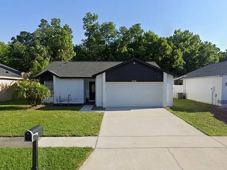 492 Wild Fox Dr — Photo 1