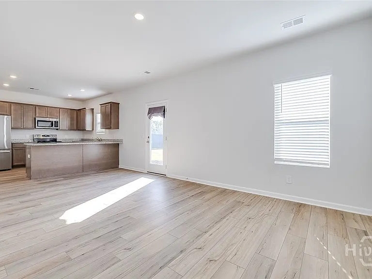 131 Freesia Dr — Photo 11