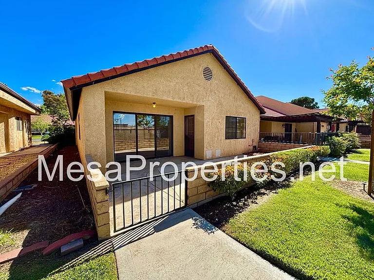 19182 Elm Dr — Photo 24