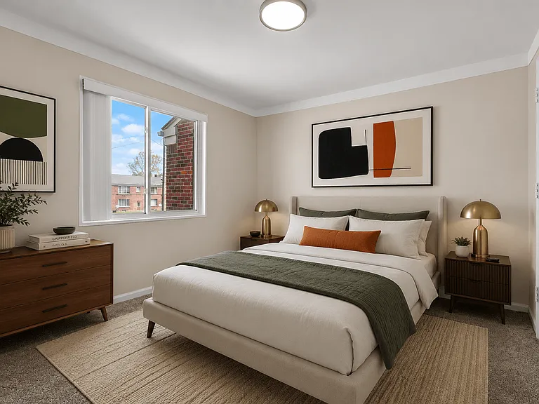 Oak Park Manor Apartments & Townhomes — Photo 30