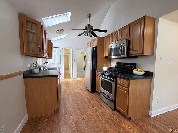 3rd image of 66 Palm Road