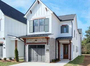 2816 Valley Rd, Nashville, TN 37215