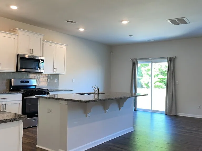 514 Gammon Ln — Photo 10