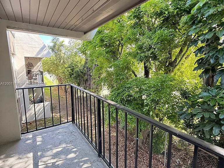 10403 N Kendall Dr #A209 — Photo 17