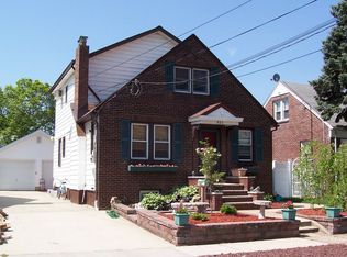827 Baldwin Ave, Linden, NJ 07036