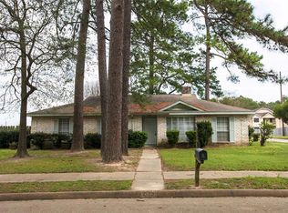 2123 Millhouse Rd, Houston, TX 77073