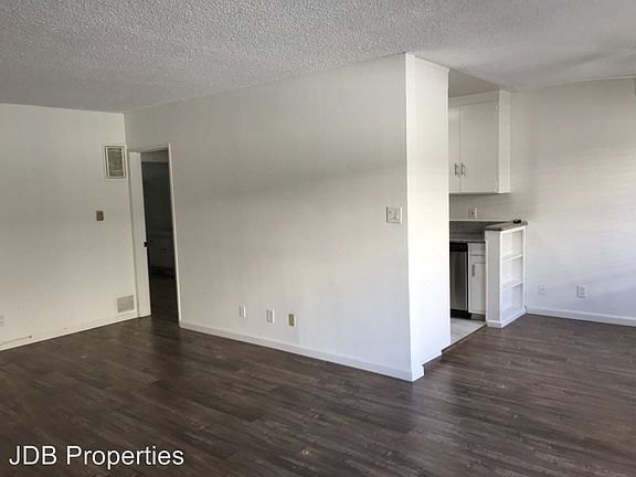 2nd image of 11931 Dorothy St APT 16