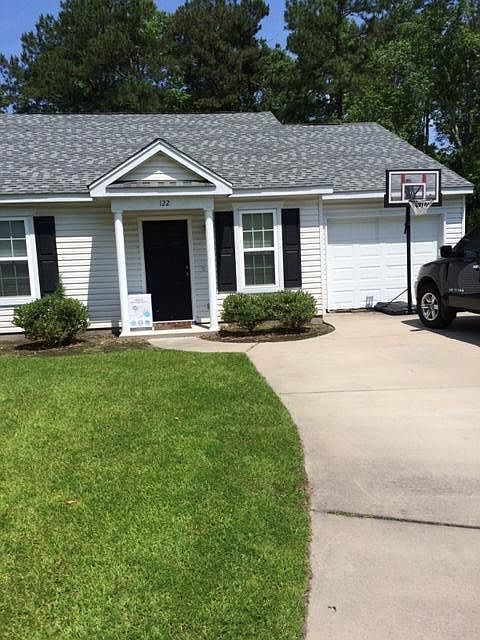 2nd image of 122 Sandy Hook Ct