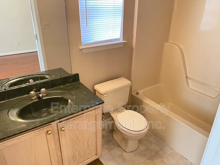 3794 Walden Meadow Dr — Photo 23