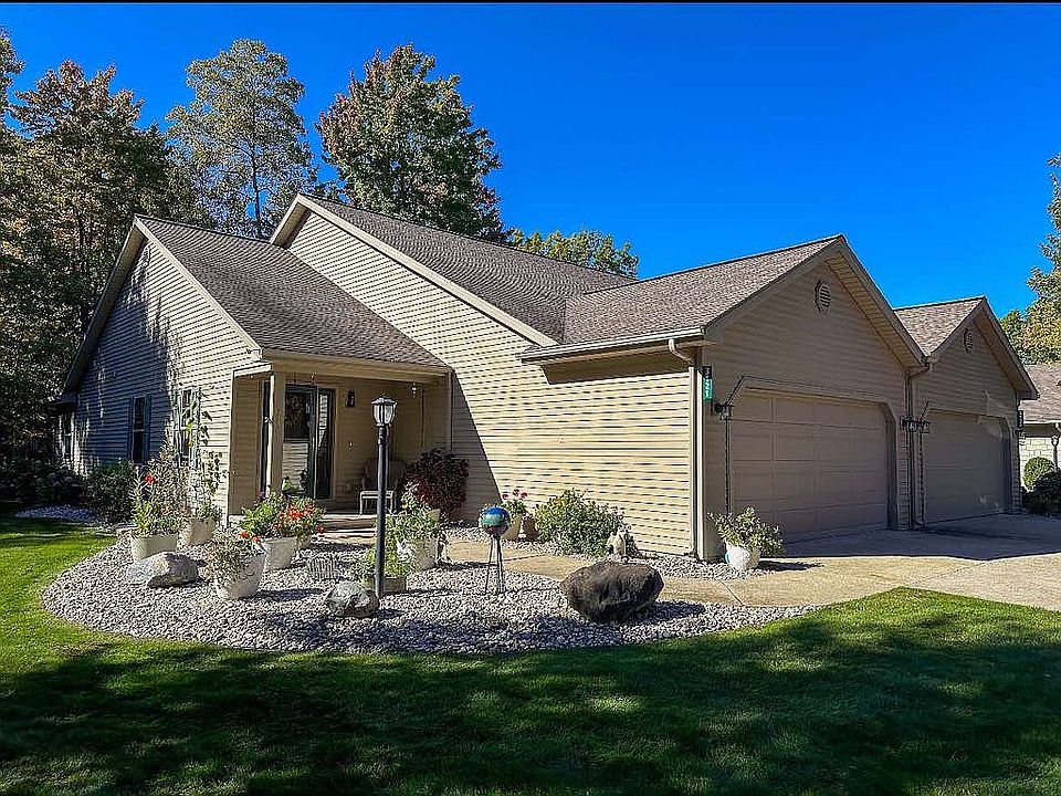 1st image of 3121 Aspen Blf #1