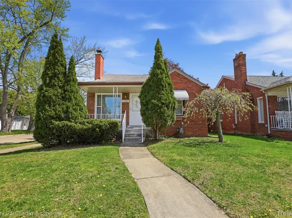 1656 N Franklin St, Dearborn, MI 48128