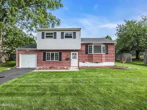 3 Colorado Drive, Hazlet, NJ 07730
