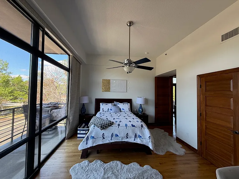 210 W Magnolia St #210 — Photo 4