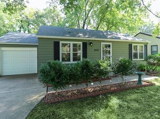 8527 Hayes St, Overland Park, KS 66212