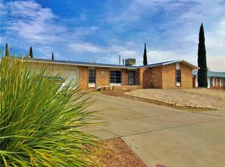 1414 Monte Negro Dr, El Paso, TX 79935