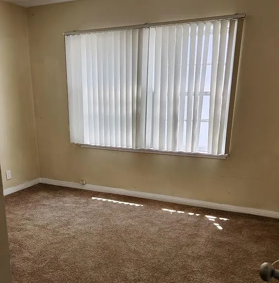 7234 Hazeltine Ave #3 — Photo 12