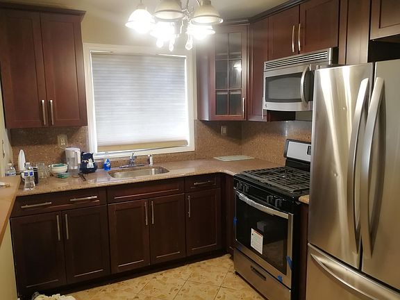 3rd image of 97 Ramona Ave #1F