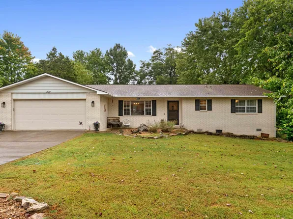 209 Parkview Dr, Mountain Home, AR 72653