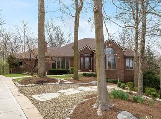 8438 Catamaran Dr, Indianapolis, IN