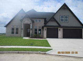 9145 Bellflower, Beaumont, TX 77713