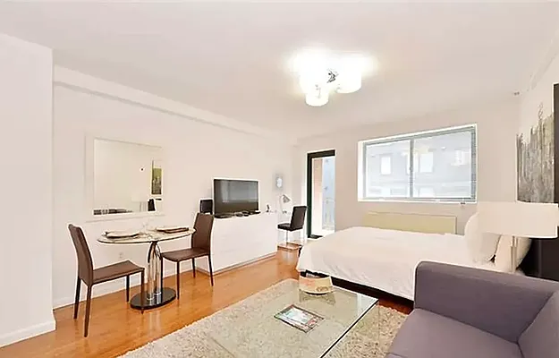 Rented by Corcoran | media 2