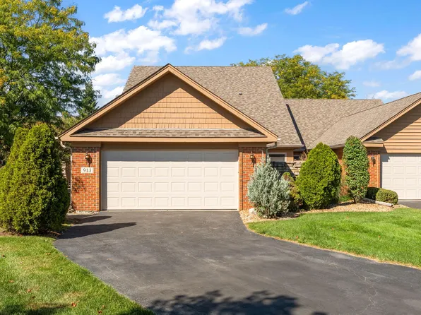 913 Westminster Ln, Munster, IN 46321