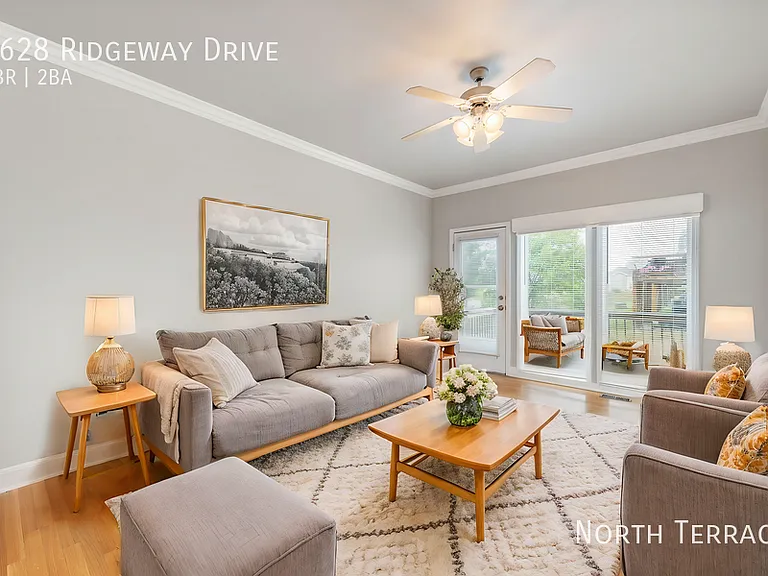1628 Ridgeway Dr — Photo 4