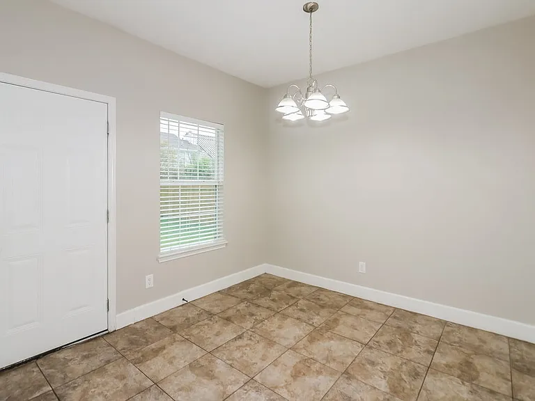 6607 Dickson Way — Photo 7