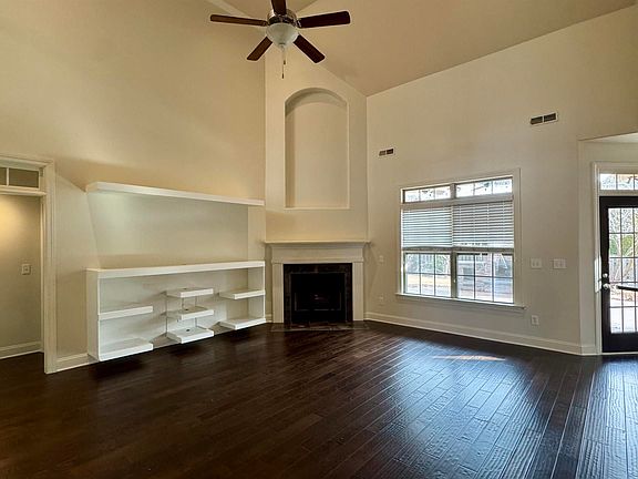 4th image of 108 Preston Wood Dr