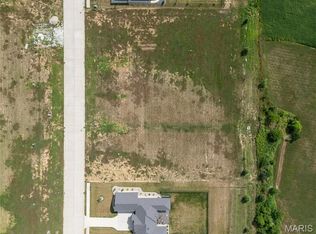 589 Legacy Dr, Waterloo, IL 62298