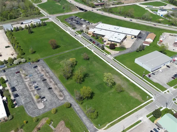 1515 N Johnson St, Bay City, MI 48708