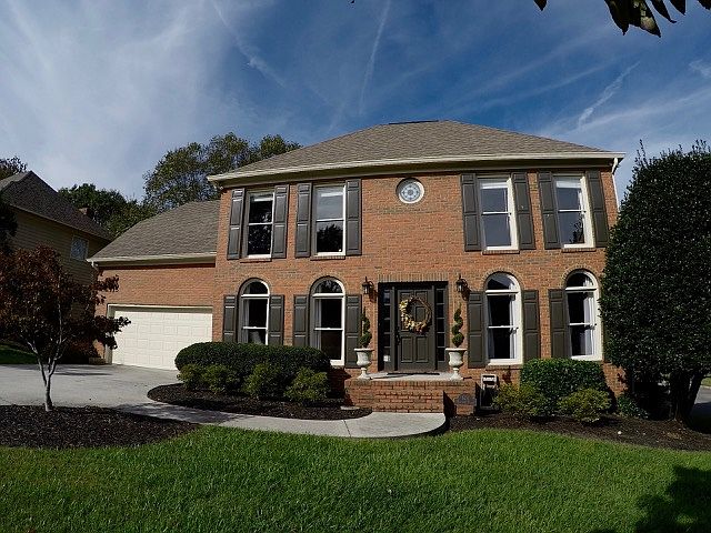 1st image of 824 Hansmore Pl