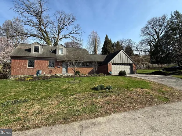 8862 Norwood Ave, Philadelphia, PA 19118