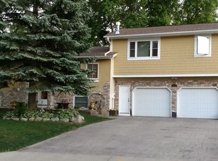 305 4th St SW, Nya, MN 55397