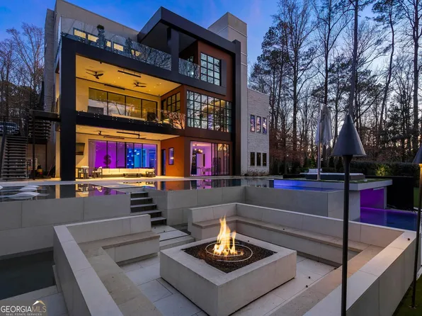 415 River Valley Rd, Sandy Springs, GA 30328