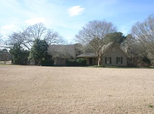 105 Jill Rd, Senatobia, MS 38668