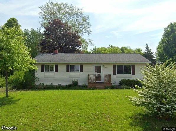 1282 Westbrooke Dr, Lapeer, MI 48446