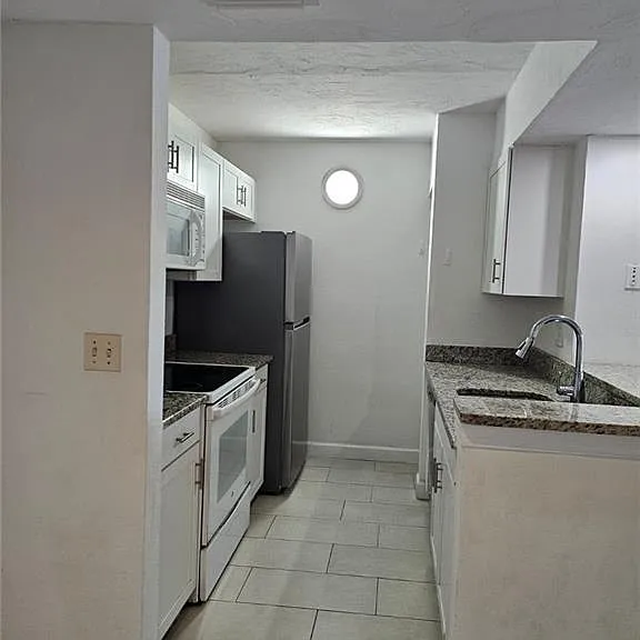 108 Santa Clara Dr #4 — Photo 3
