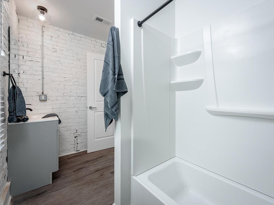 62 S Main St Johnstown OH Zillow