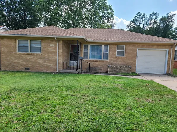 815 N Woodlawn Blvd, Derby, KS 67037