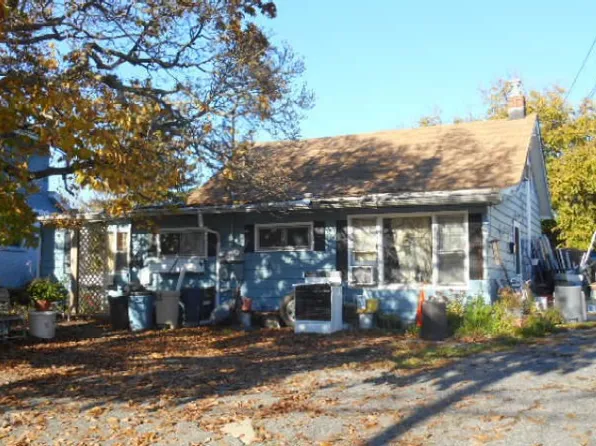 4-0006 W Avon Rd, Brookhaven, PA 19015
