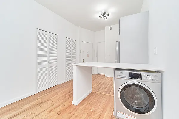 Rented by Living New York | media 12