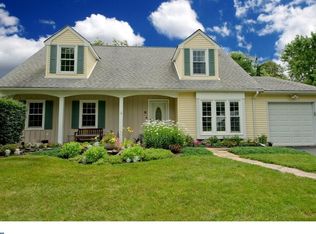 6 Albert E Bonacci Dr, Hamilton, NJ 08690