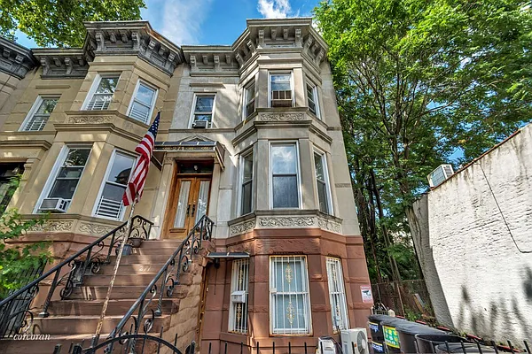 Rented by Corcoran | media 18